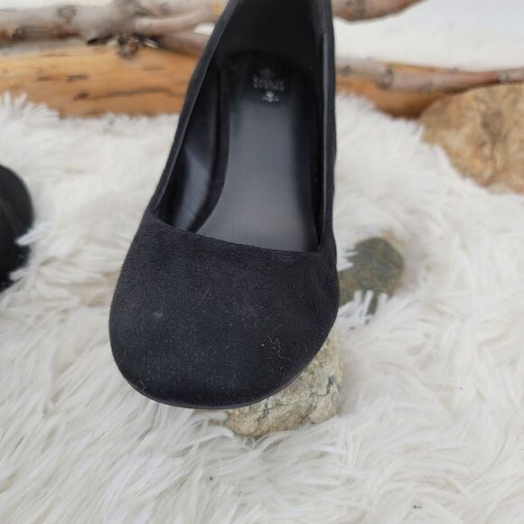 Call it spring suede black pumps - Picture 5 of 9